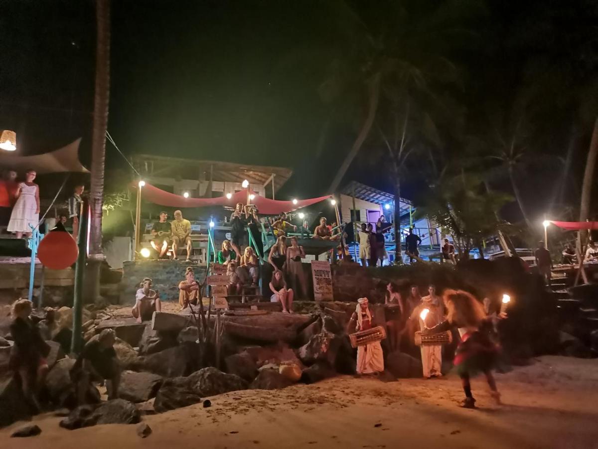 Smile Beach Home Galle Esterno foto