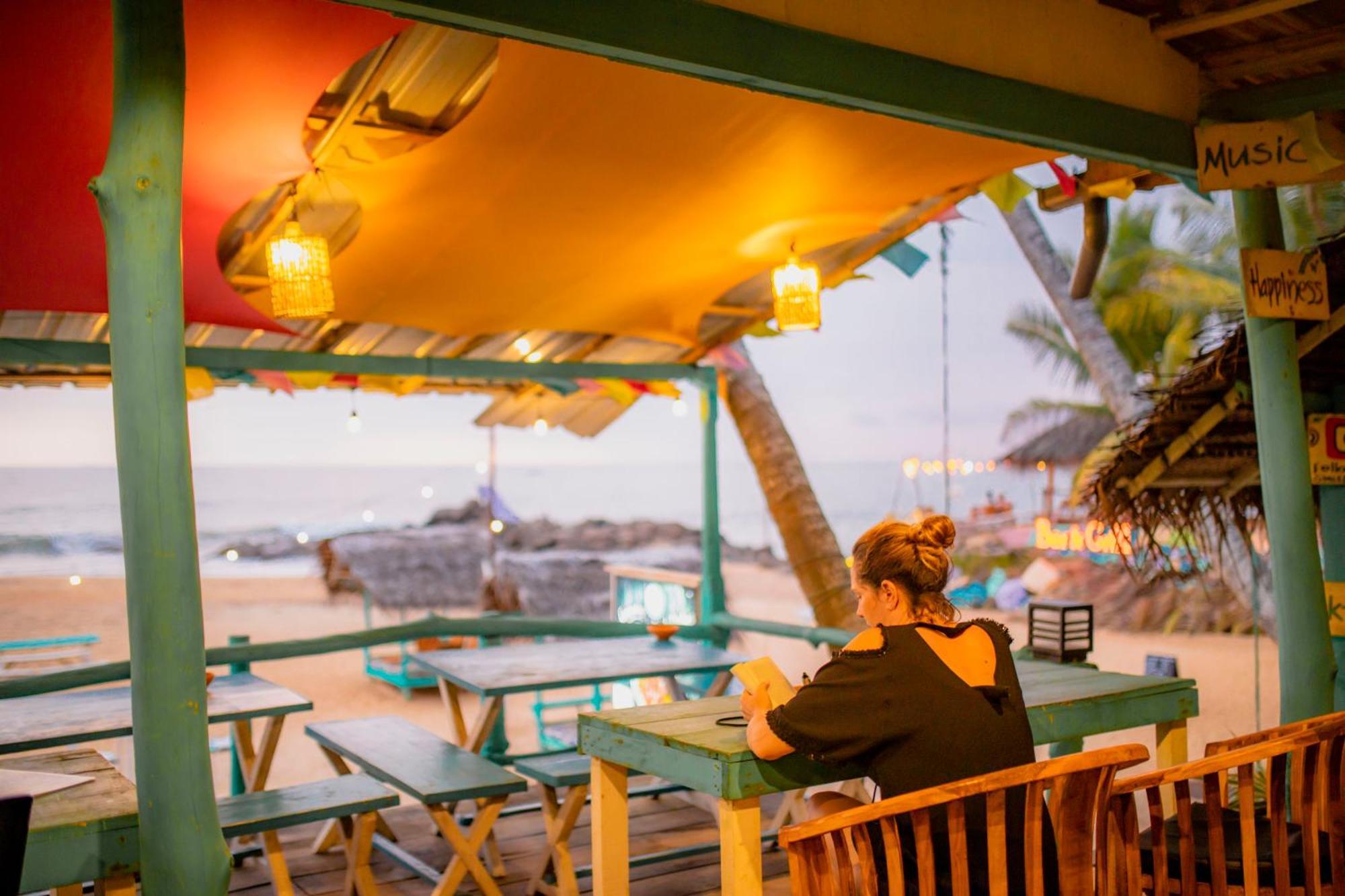 Smile Beach Home Galle Esterno foto