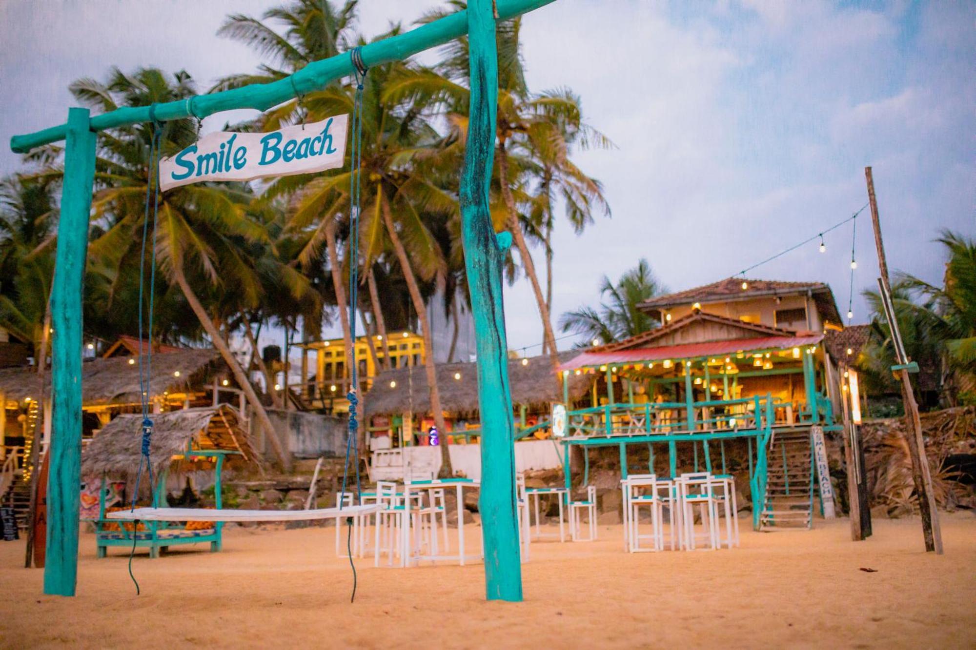 Smile Beach Home Galle Esterno foto